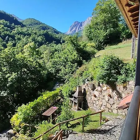 Сasa de vacaciones El Ferreiru 1, En Un Entorno Natural